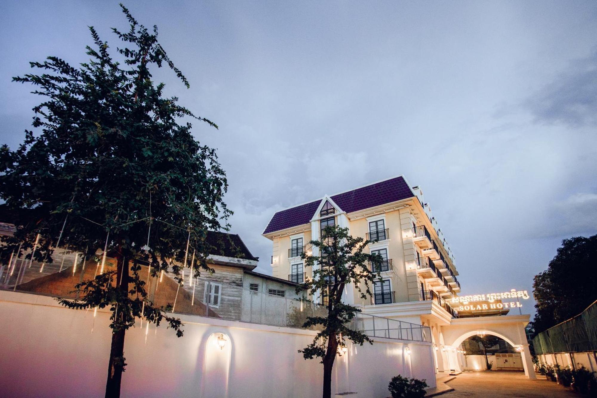 Solar Hotel Siem Reap Bagian luar foto