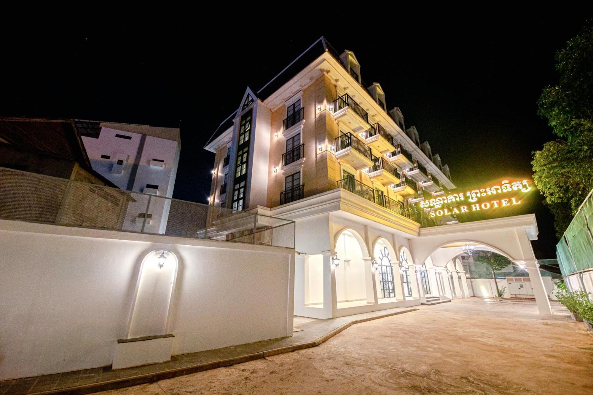 Solar Hotel Siem Reap Bagian luar foto