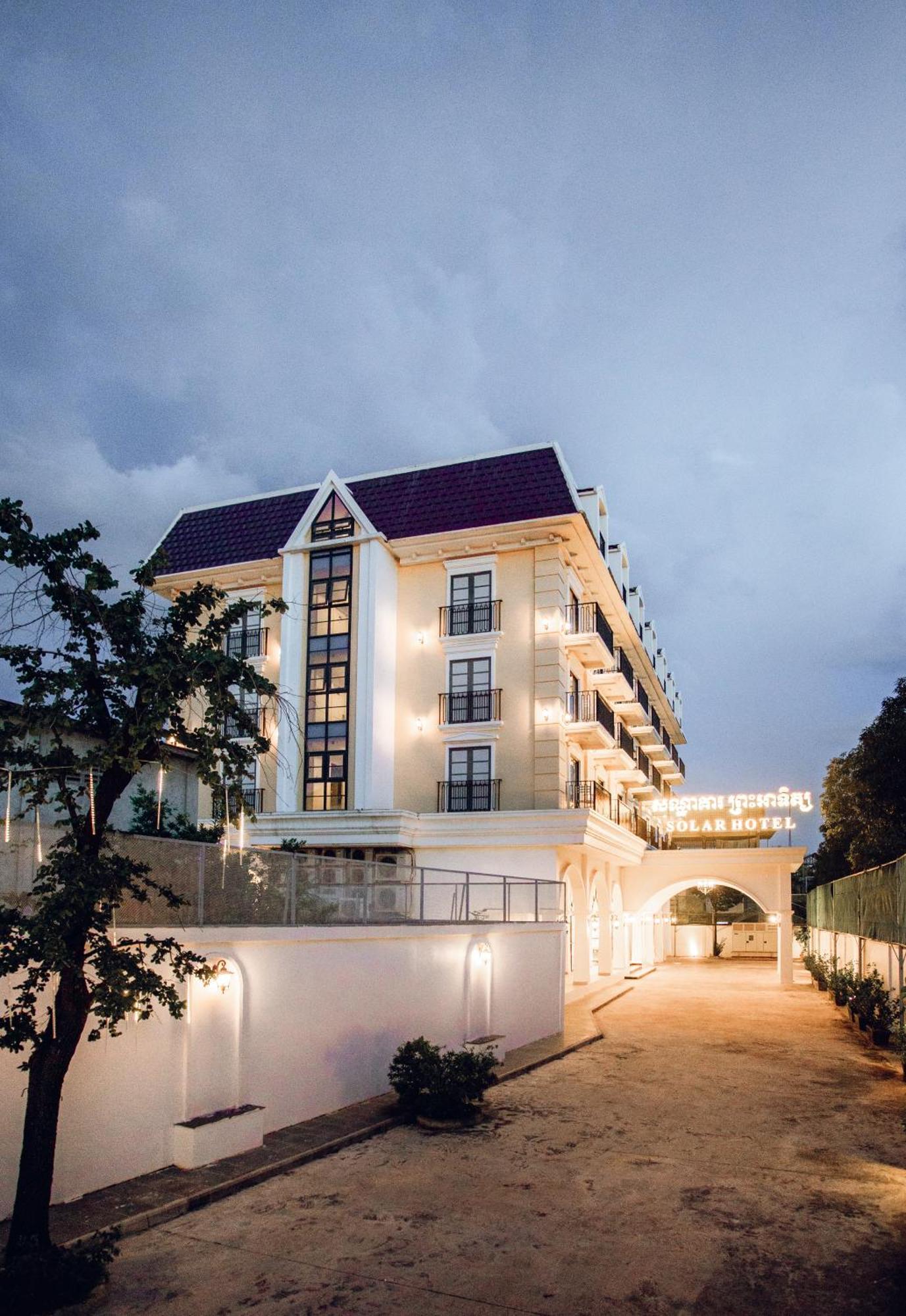 Solar Hotel Siem Reap Bagian luar foto