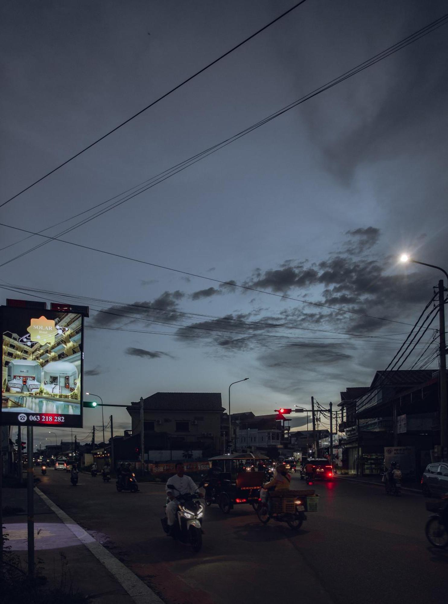 Solar Hotel Siem Reap Bagian luar foto